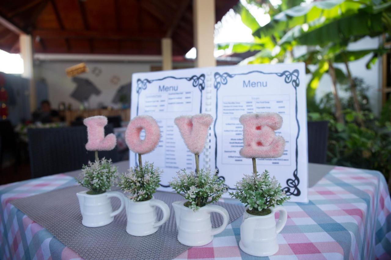 Silk Retreats Thulusdhoo Guest House Экстерьер фото