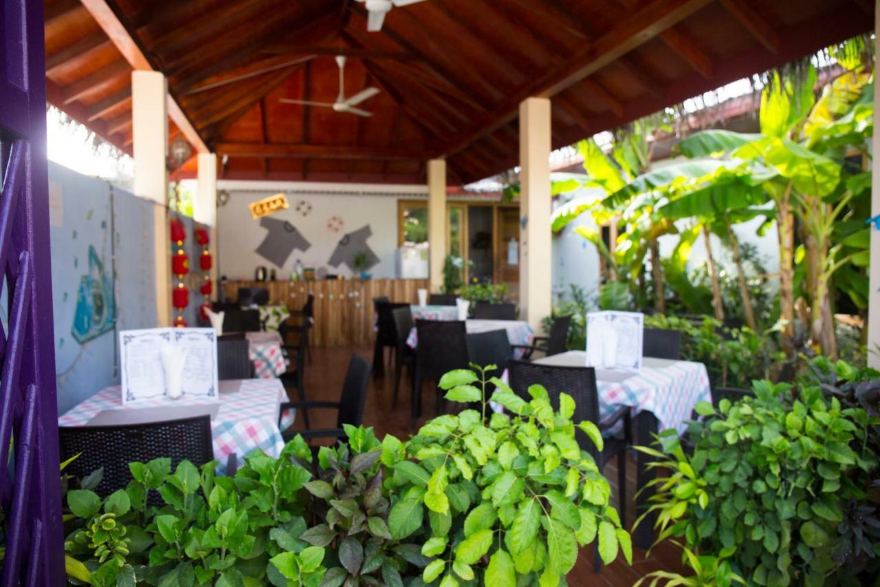 Silk Retreats Thulusdhoo Guest House Экстерьер фото
